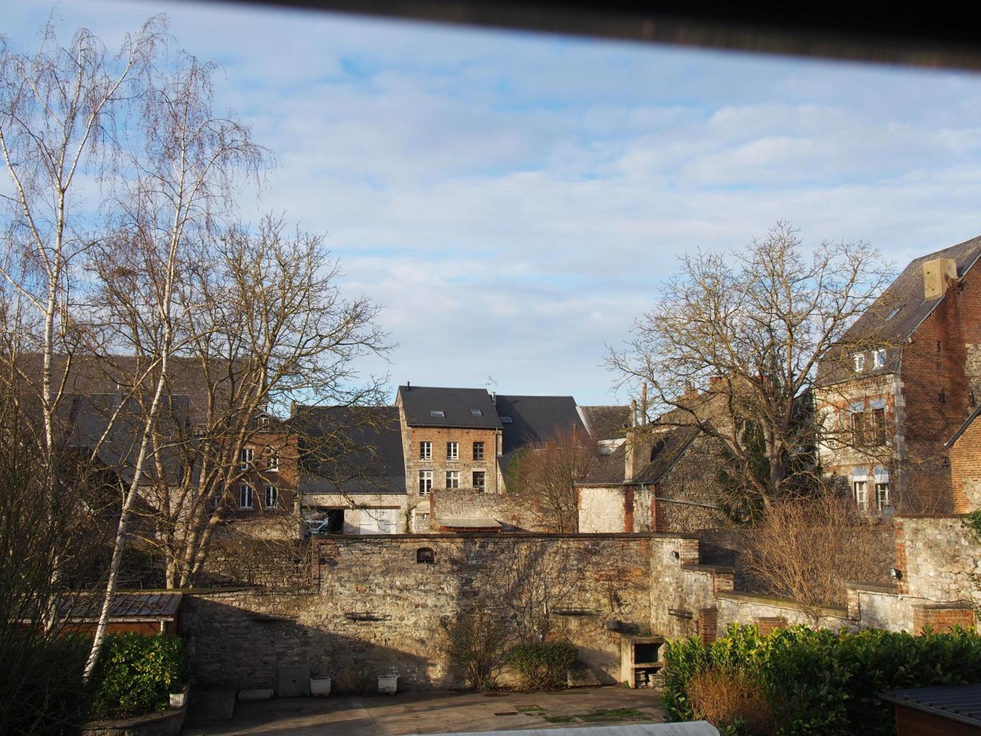 Hotel Val Saint Hilaire Givet Zimmer foto